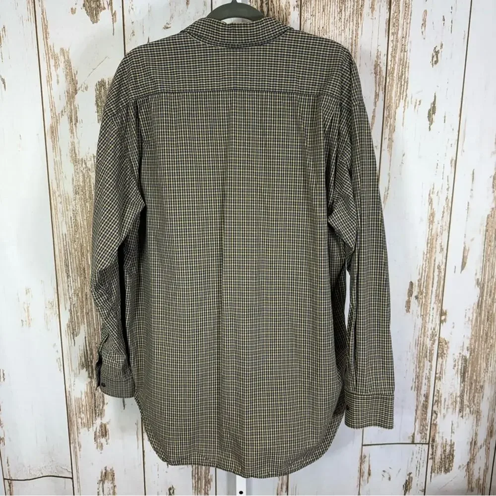 Banana Republic, Men's Black and Tan Plaid Shirt. Size XL. Good used condition!